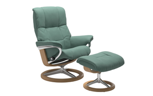 Stressless Mayfair with Signature Base Chair & Stool detail page