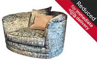 Duresta Bardot Swivel Chair detail page