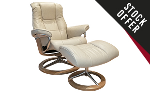 Stressless Mayfair Chair & Stool in Cori Leather with Signature Base detail page