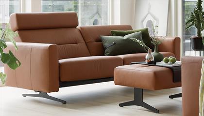 Stressless reclining sofas