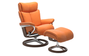 Stressless Magic with Signature Base Chair & Stool detail page