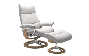 Stressless View with Signature Base Chair & Stool detail page